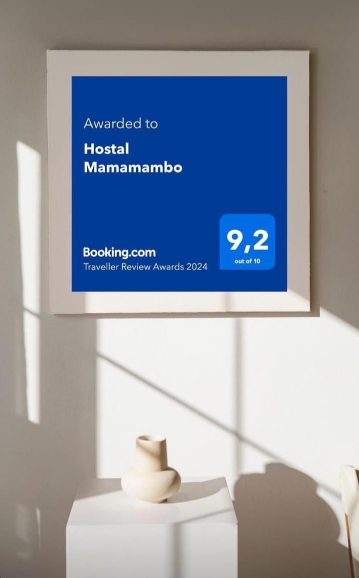 Hostal Mama Mambo - Zona Colonial サントドミンゴ エクステリア 写真